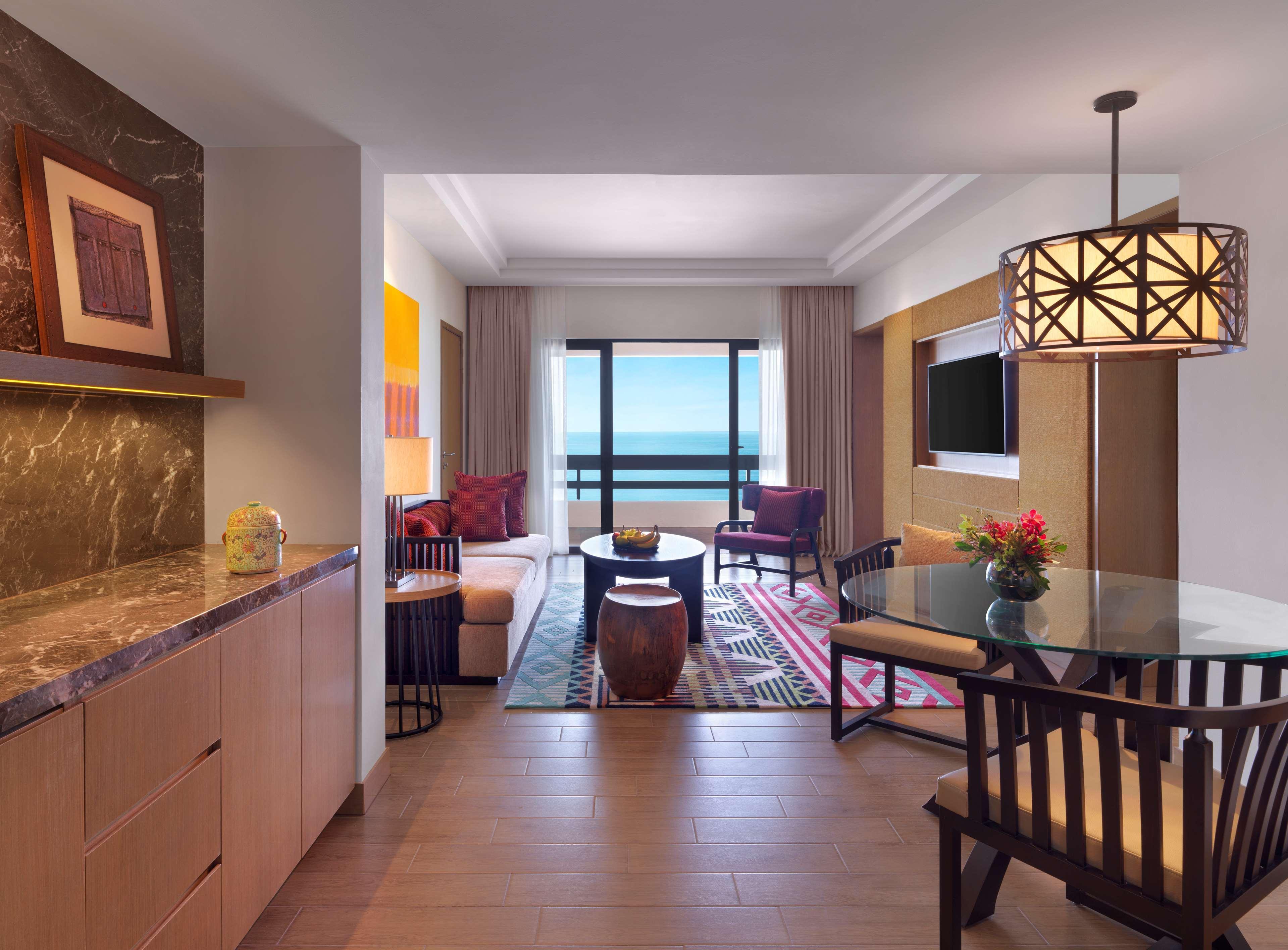 Hyatt Regency Kuantan Resort Eksteriør bilde A suite at the W Maldives