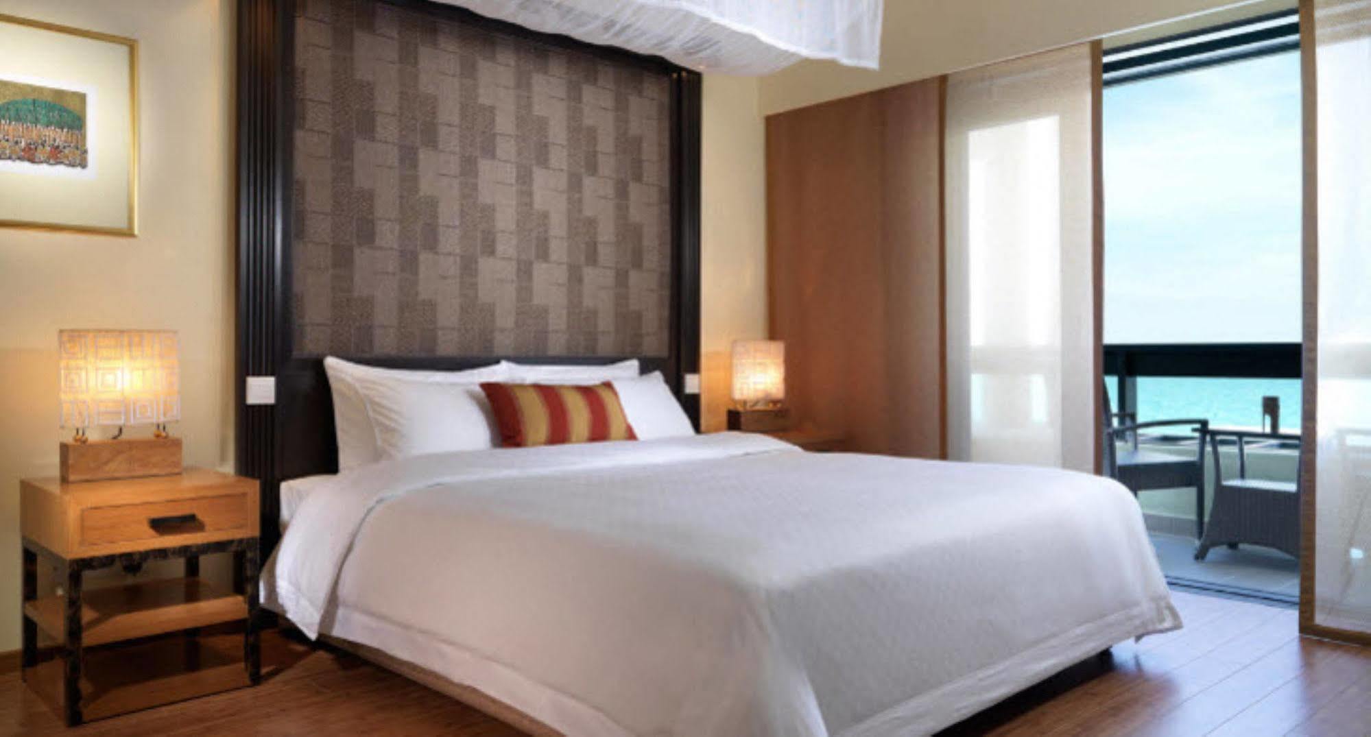 Hyatt Regency Kuantan Resort Eksteriør bilde A bedroom at the W Maldives